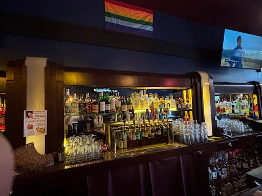 Mary’s on Haight Bars & Clubs in San Francisco – GayOut Guide