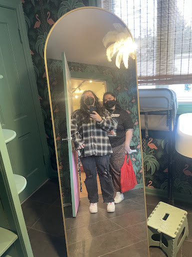 Charlie’s Queer Books Shops in Seattle – GayOut Guide
