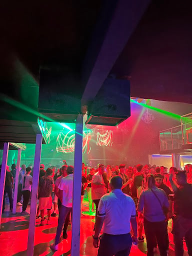 Club El Teatro Bars & Clubs in San José – GayOut Guide