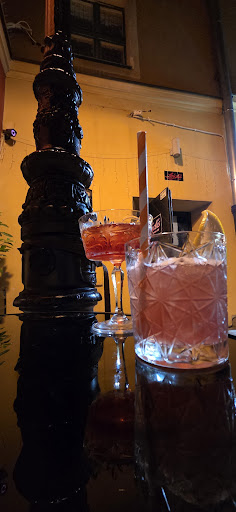 Lejdis Koktajl Bar Bars & Clubs in Poznań – GayOut Guide