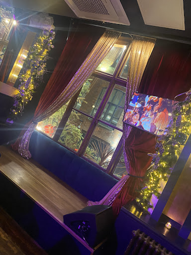 The Cockatoo Club Bars & Clubs in Manchester – GayOut Guide