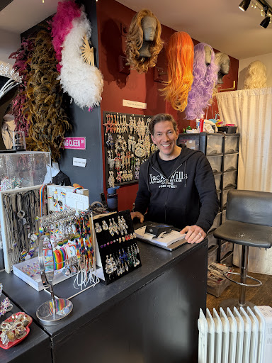 The Birdcage Bars & Clubs in Brighton – GayOut Guide