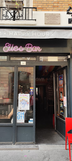 Elles Bar (bar lesbien) Bars & Clubs in Paris – GayOut Guide