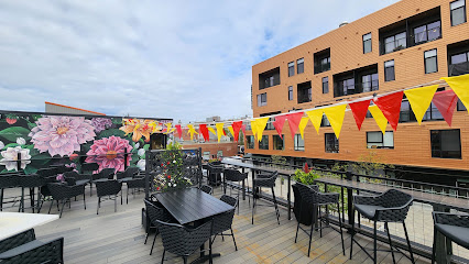 Bar Publica Bars & Clubs in Portland – GayOut Guide