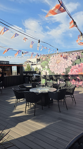 Bar Publica Bars & Clubs in Portland – GayOut Guide