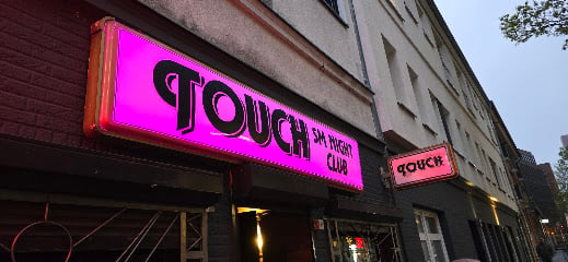 SM-Club TOUCH