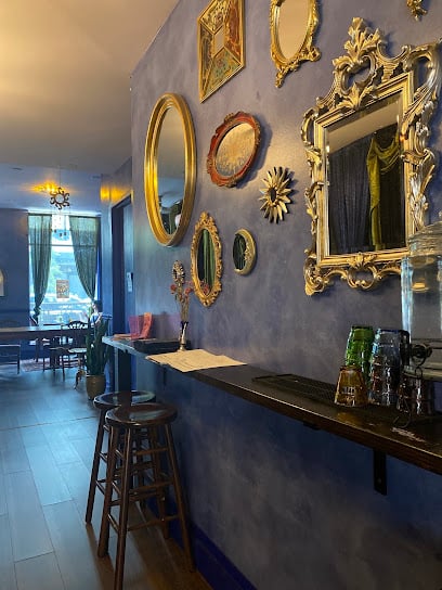 BOYFRIEND co-op café + bar