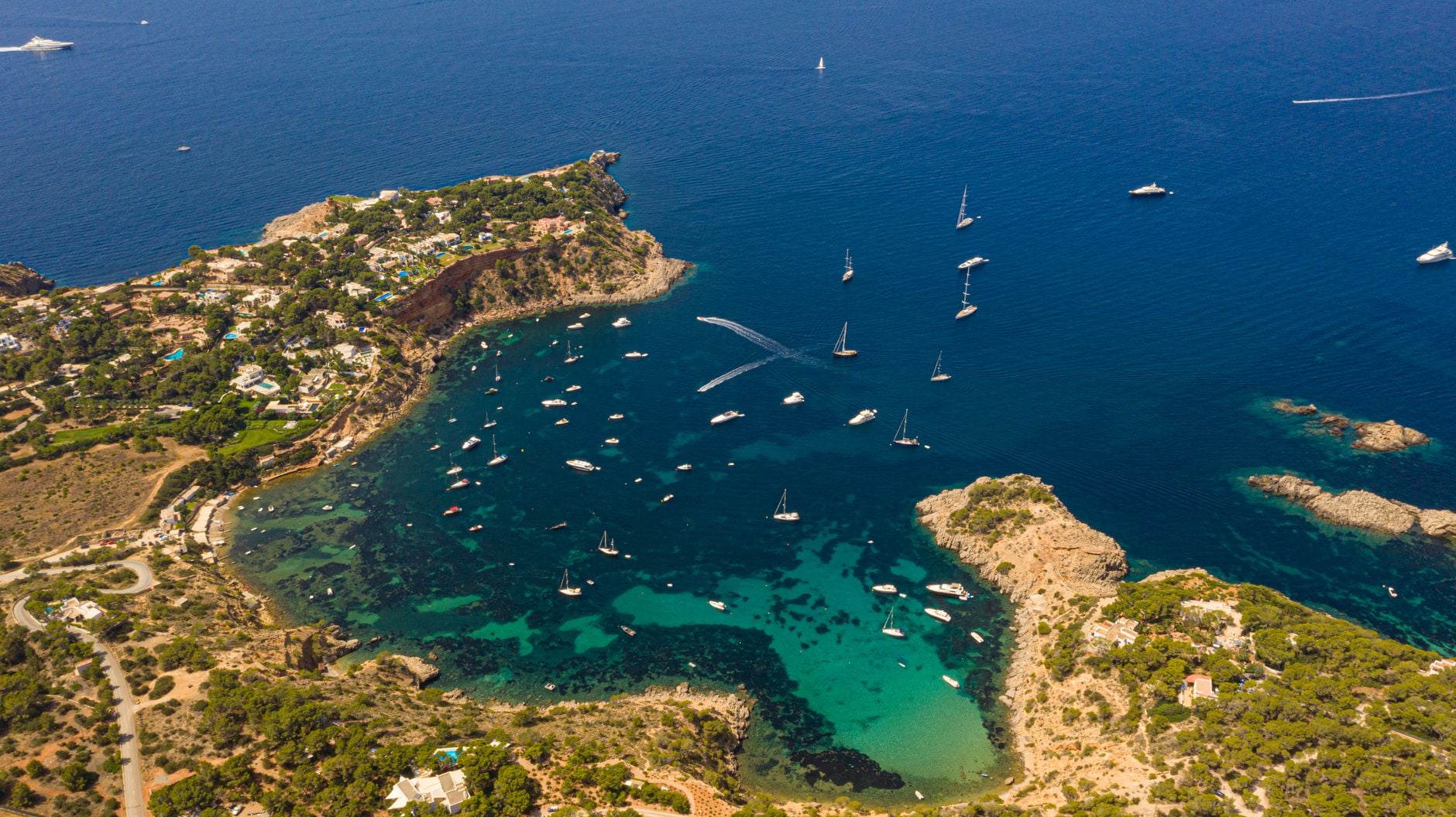 Es Cavallet Dunes (Cruising)