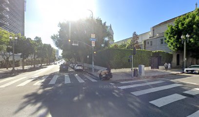 Cooper Do-nuts / Nancy Valverde Square