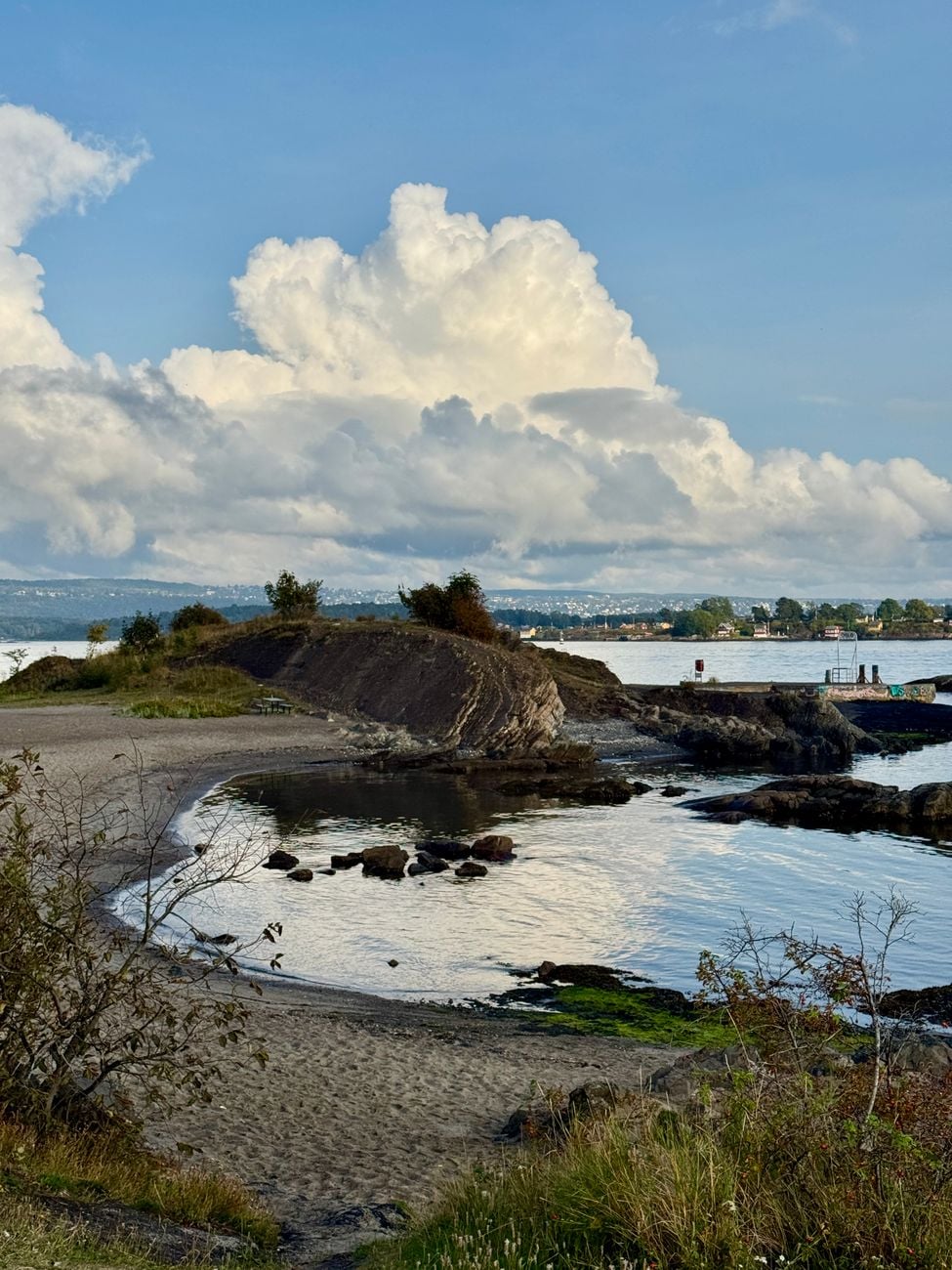 Huk (West Huk) Beach
