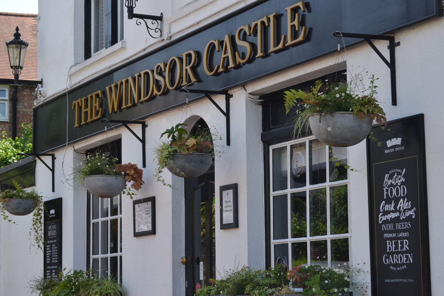 Gay & Pride tours in Windsor