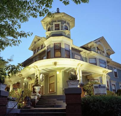 Lion and the Rose Victorian Guest House Hotels in Portland – GayOut Guide