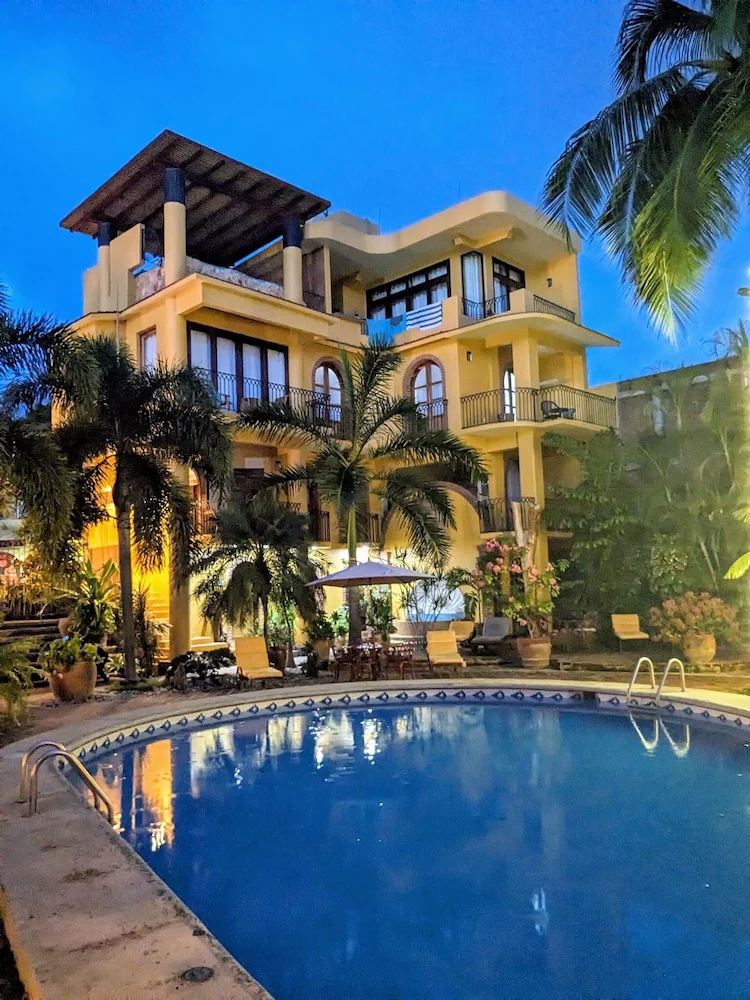 Suites La Hacienda