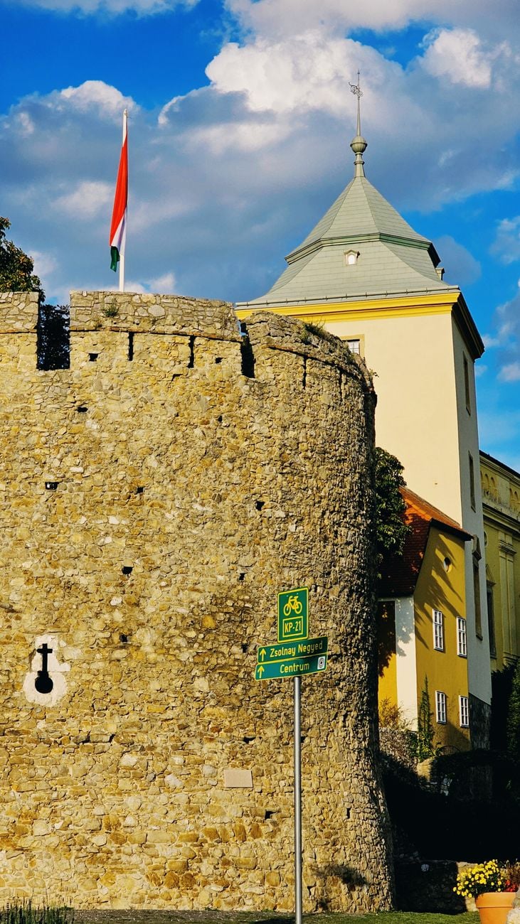 Szinbád Hotel