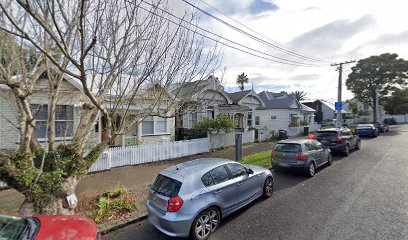 Gay Auckland B&B Hotels in Auckland – GayOut Guide