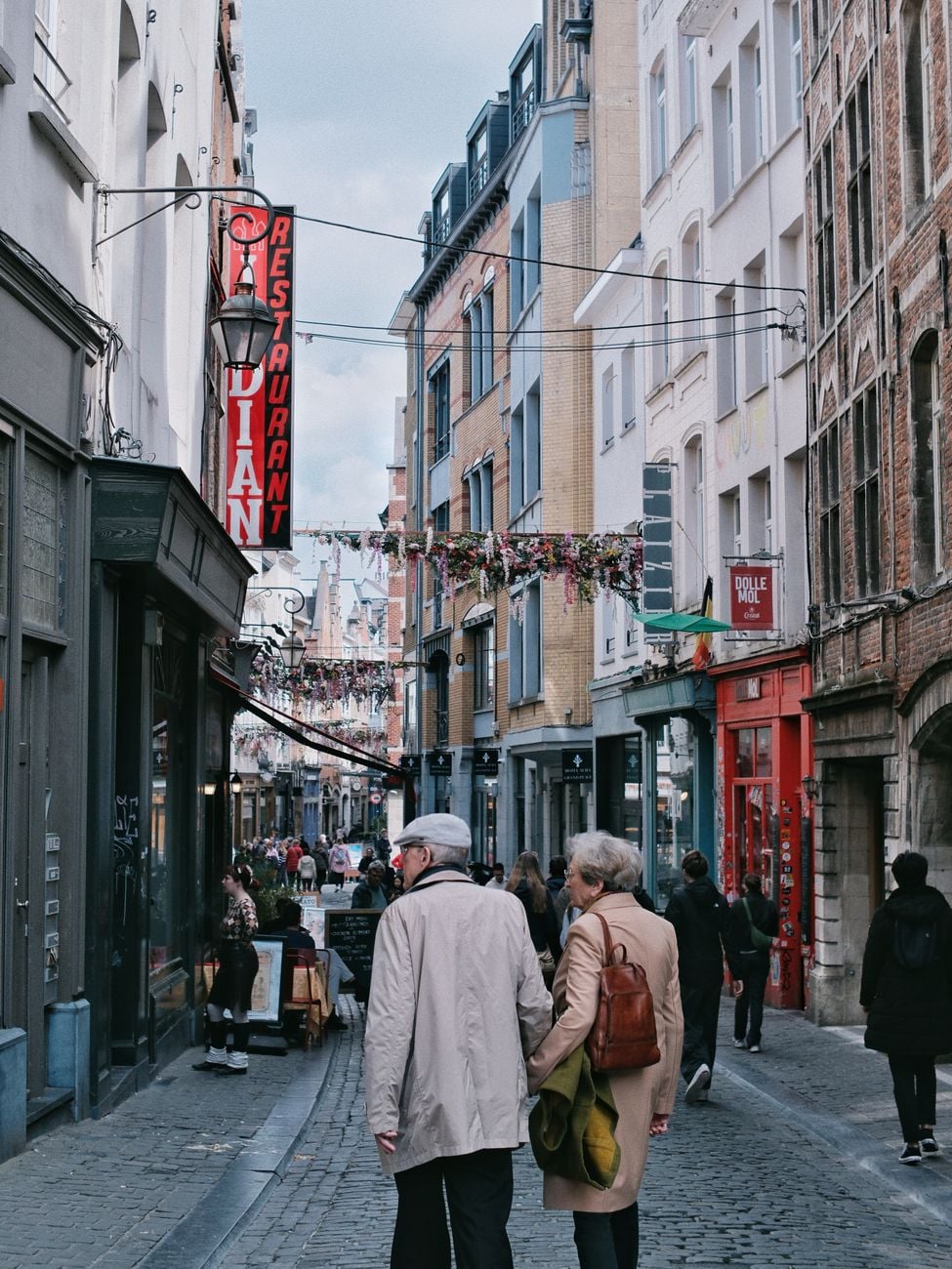 Restaurant Mozart Gay-Friendly Restaurants in Brussels – GayOut Guide