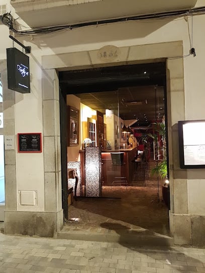 Restaurant La Incidència Del Factor Vi