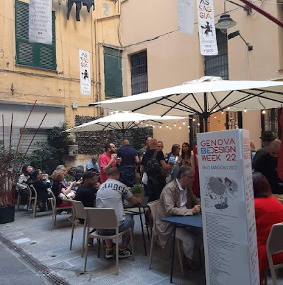 Skip-the-line in Genoa