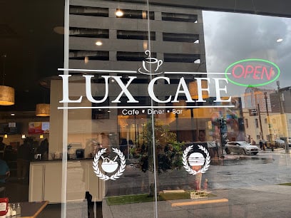 Lux Cafe | Best Southern Cuisine