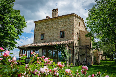 Le borette bioagriturismo Hotels in Schito-case Duca – GayOut Guide