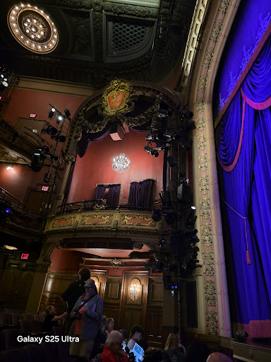 Lyceum Theatre Entertainment in New York – GayOut Guide