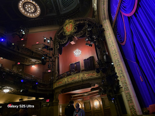 Lyceum Theatre Entertainment in New York – GayOut Guide