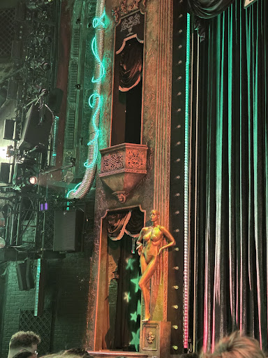 Studio 54 Entertainment in New York – GayOut Guide