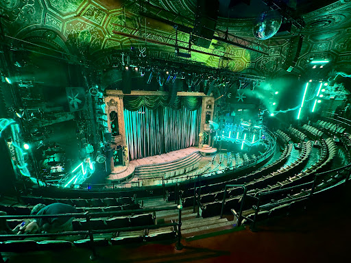 Studio 54 Entertainment in New York – GayOut Guide