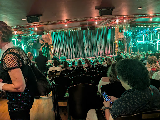 Studio 54 Entertainment in New York – GayOut Guide