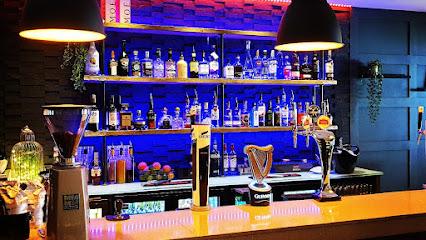 Equator Bar Bars & Clubs in Birmingham B5 6SE – GayOut Guide
