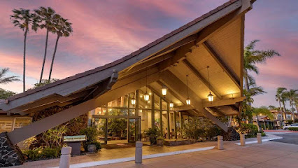 Island Palms Hotel & Restaurant