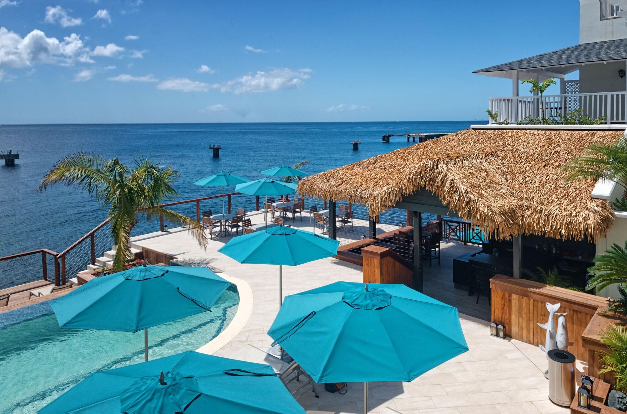 Fort Young Hotel and Dive Resort