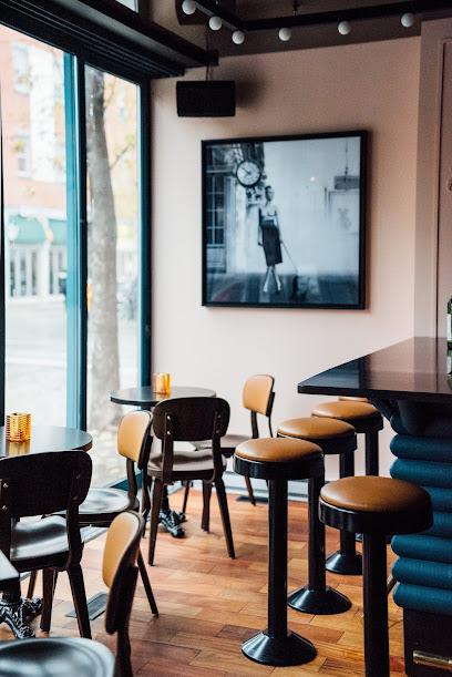 Bar Renard Bars & Clubs in Montreal – GayOut Guide
