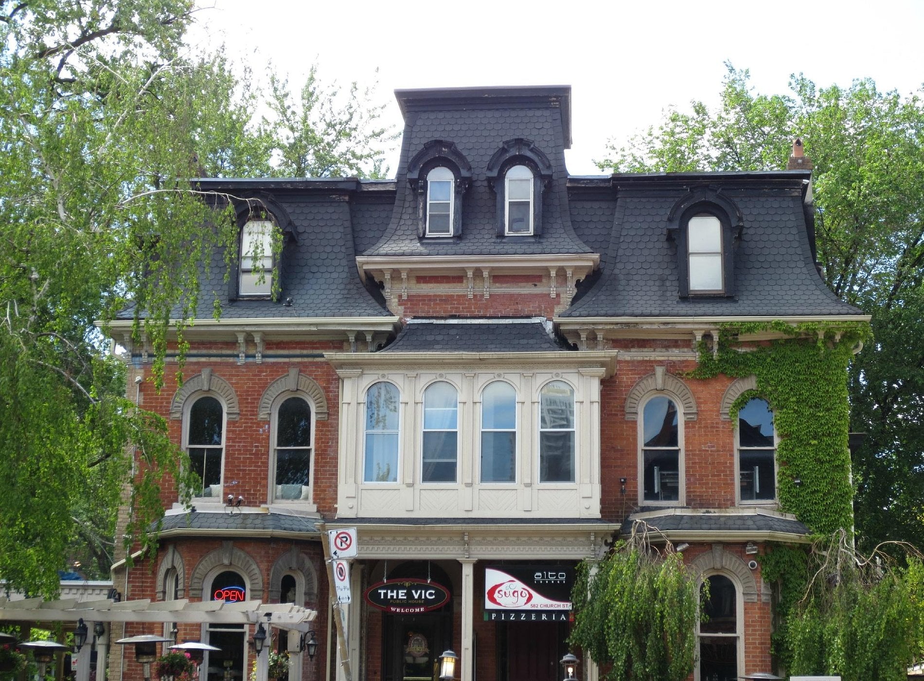 Downtown Home Inn Hotels in Toronto – GayOut Guide