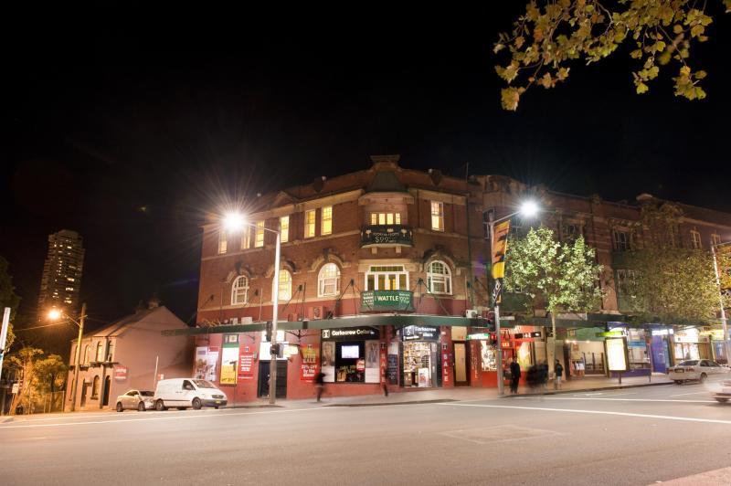 Sydney Wattle Hotel Hotels in Darlinghurst – GayOut Guide