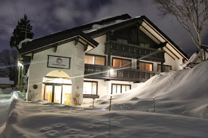 Snowlines Lodge Hotels in Hakuba – GayOut Guide