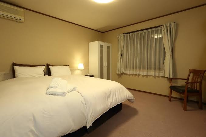 Snowlines Lodge Hotels in Hakuba – GayOut Guide