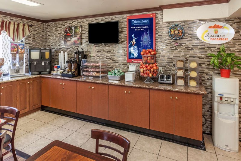Travelodge Sheffield Central Hotels in Sheffield – GayOut Guide
