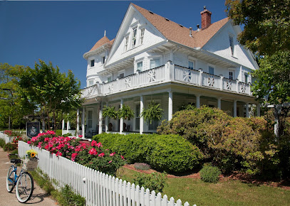White Doe Inn Hotels in Manteo – GayOut Guide