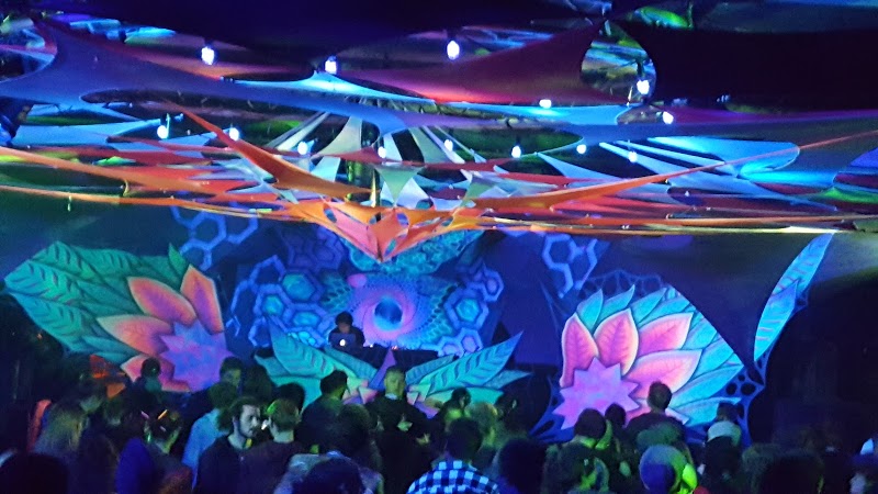 Glamorous Birmingham Bars & Clubs in Birmingham – GayOut Guide