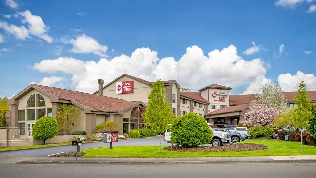 Best Western Plus Mill Creek Inn