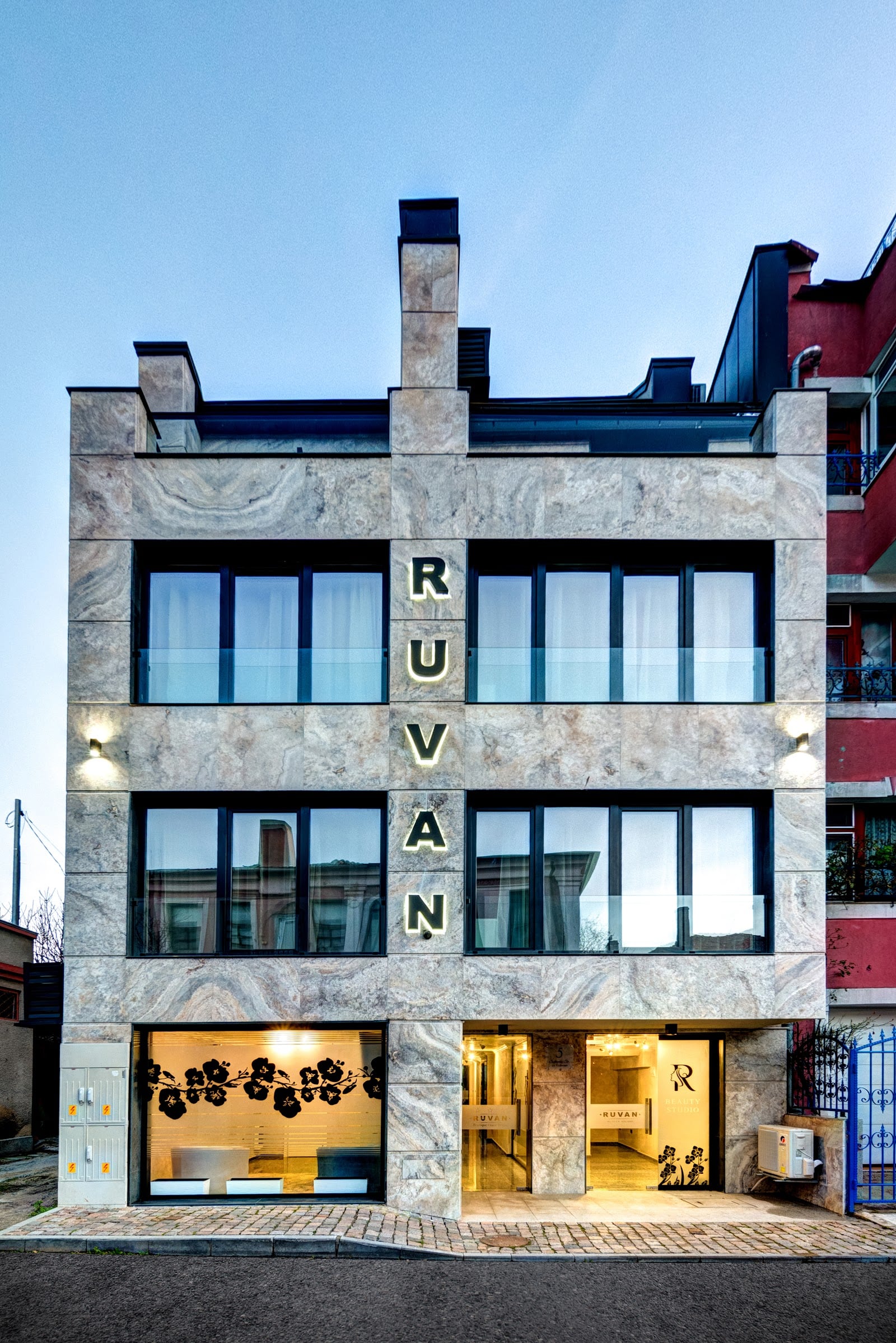 Hotel Ruvan