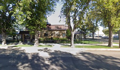 Stevenhon Bars & Clubs in Jezerane – GayOut Guide