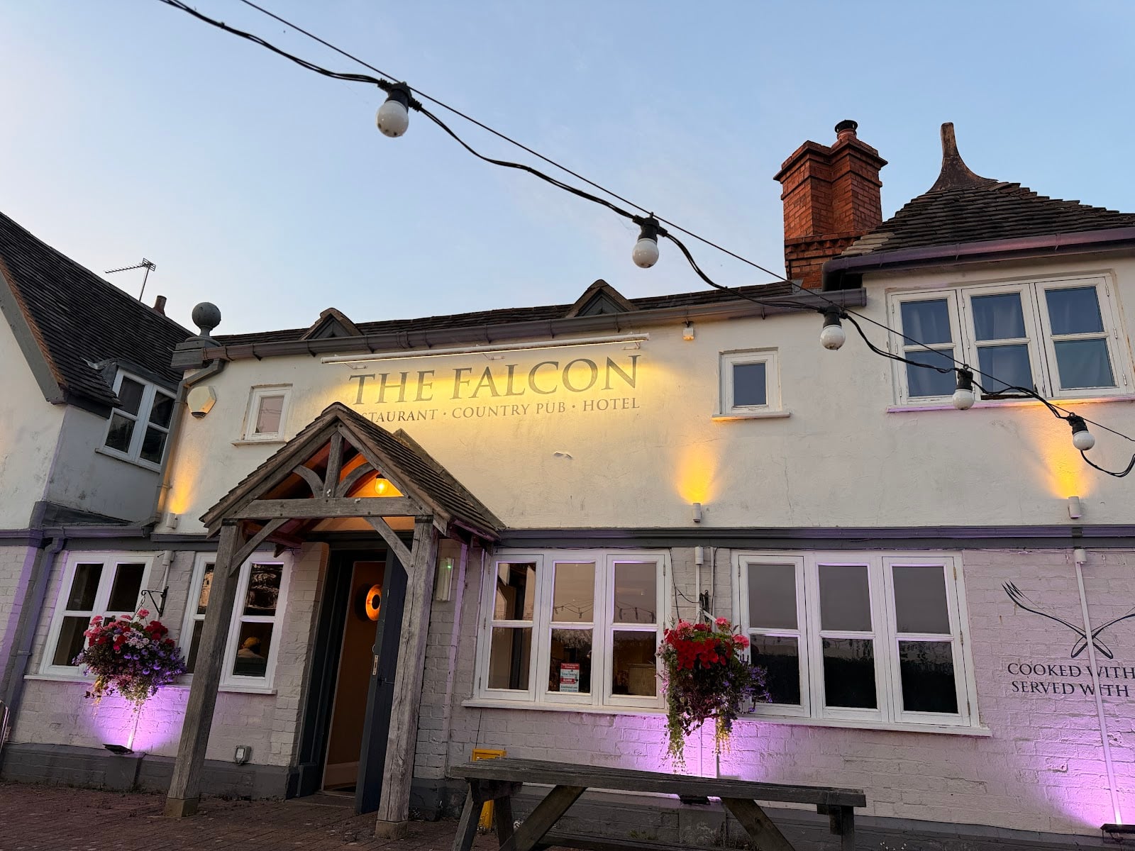 The Falcon Inn Hotels in Hatton – GayOut Guide
