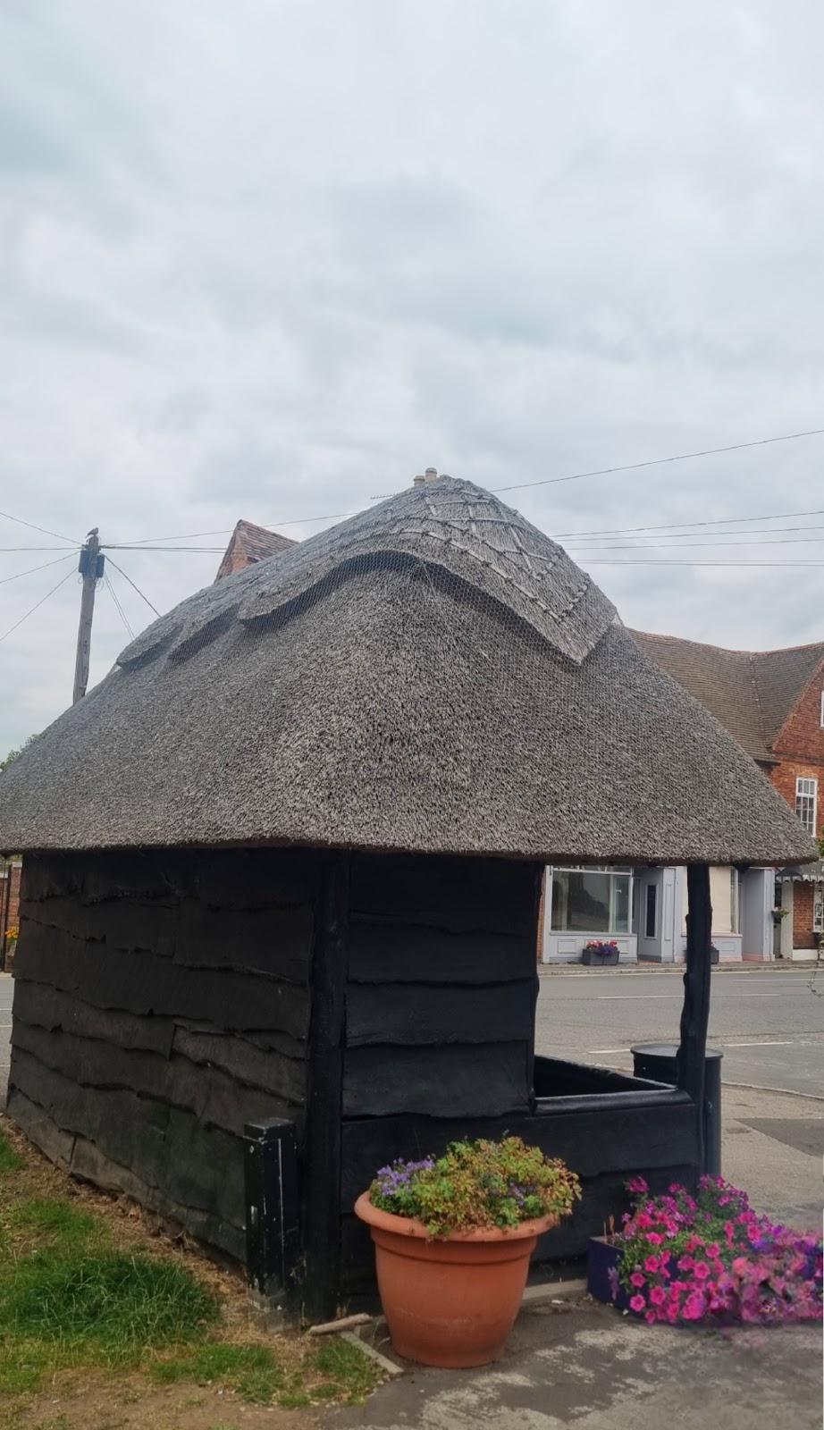 Village Green House Hotels in Dunchurch – GayOut Guide