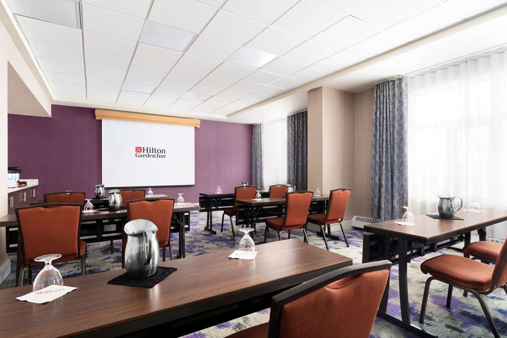 Hilton Garden Inn Calgary Airport Hotels in Calgary – GayOut Guide