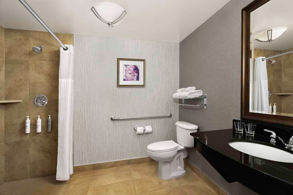 Hilton Garden Inn Calgary Airport Hotels in Calgary – GayOut Guide
