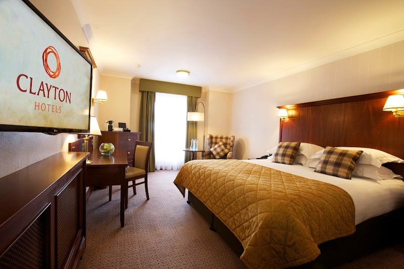 The Smugglers Inn Hotels in Cornwall – GayOut Guide