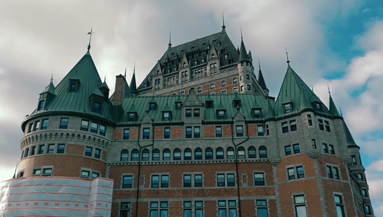 Fairmont Le Chateau Frontenac Hotels in Quebec City – GayOut Guide