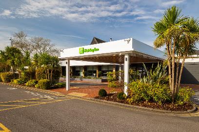 Holiday Inn Reading Hotels in Reading – GayOut Guide